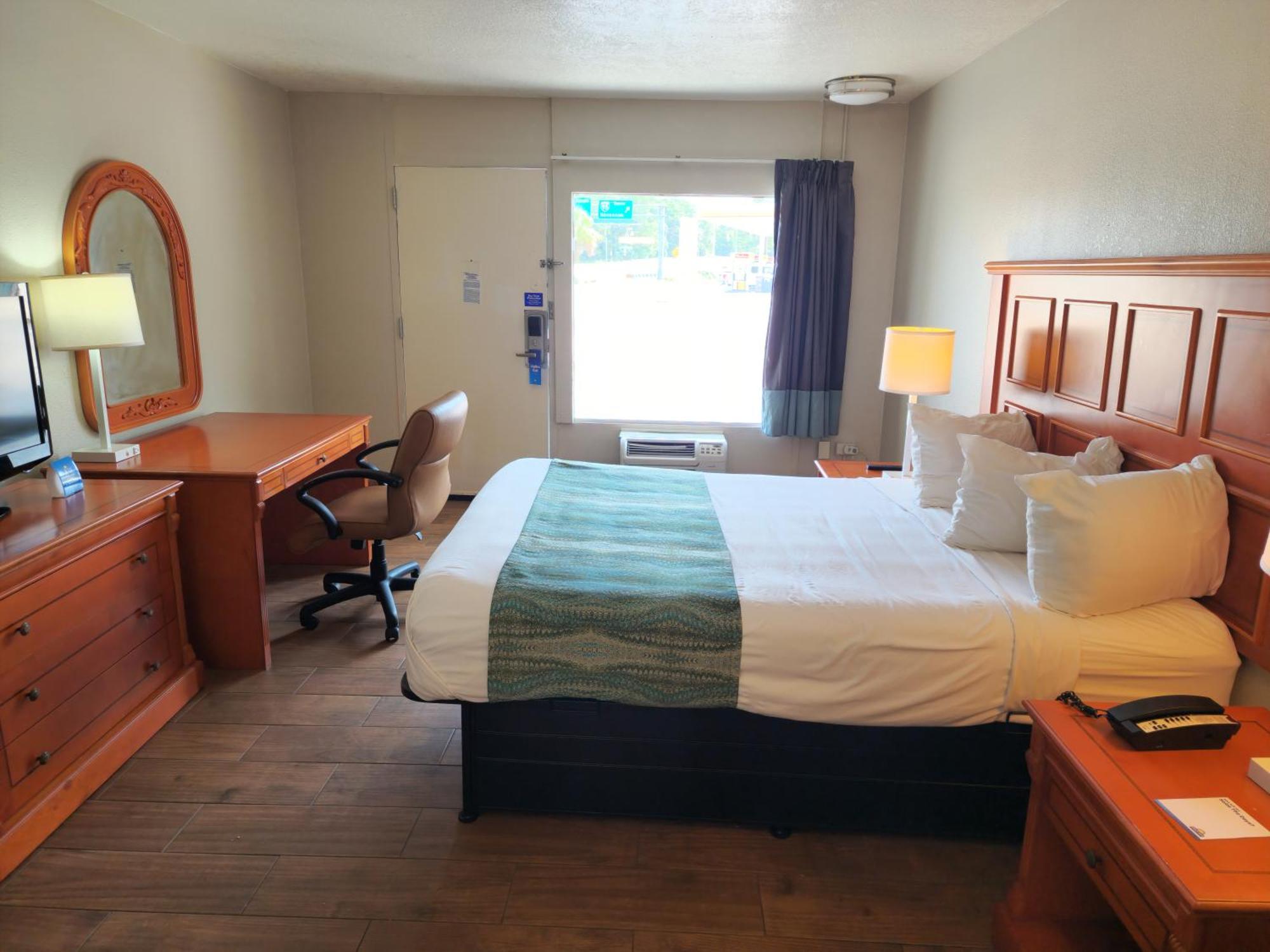 Days Inn By Wyndham Hardeeville Near Hilton Head Eksteriør billede